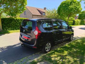 Lodgy 1.6i Laureate 5pl.