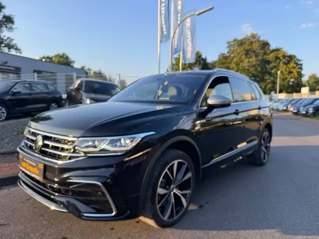 Volkswagen Tiguan Allspace R LINE/4X4/DSG/NAVI/PANO/HEAD UP/LED/7 SITZER/KA