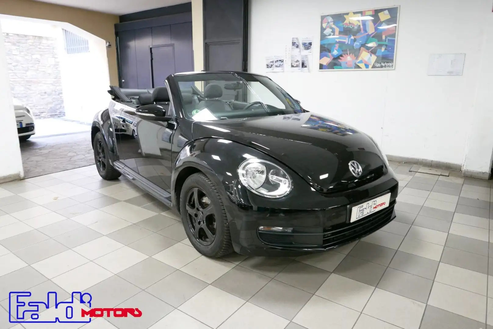 Volkswagen Maggiolino Cabrio 1.2 TSI Design BlueMotion Technology Чёрный - 1