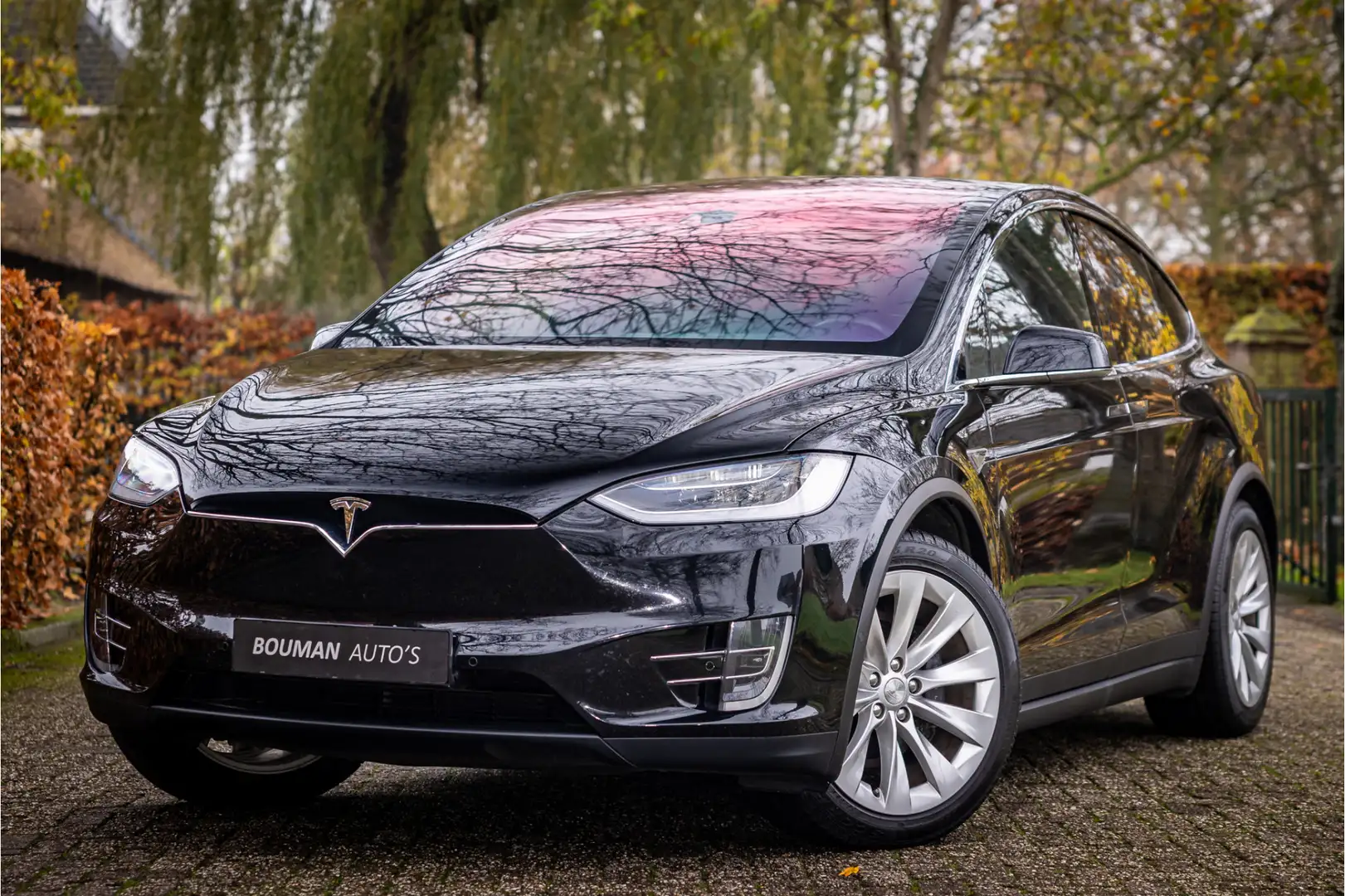Tesla Model X 90D 6-Persoons CCS Trekhaak Captain Seats Nero - 1
