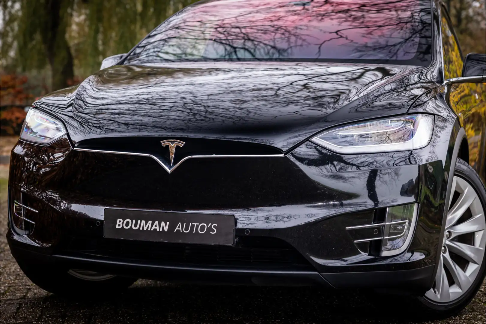 Tesla Model X 90D 6-Persoons CCS Trekhaak Captain Seats Nero - 2