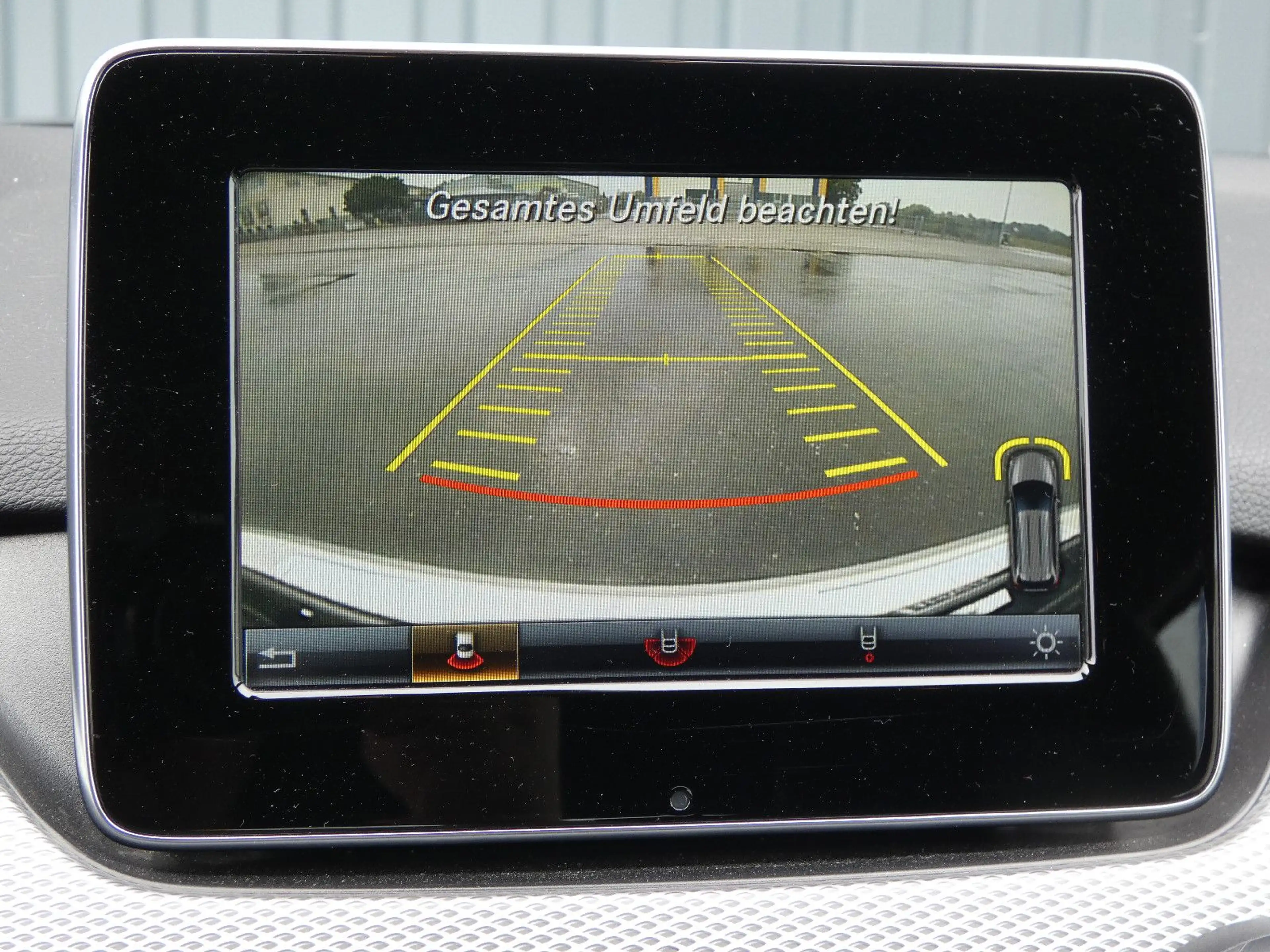 Mercedes-Benz B 180 d Aut. Urban Navi SHZ Tempomat Kamera AHK — photo 10