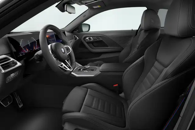BMW 2 Series view 4