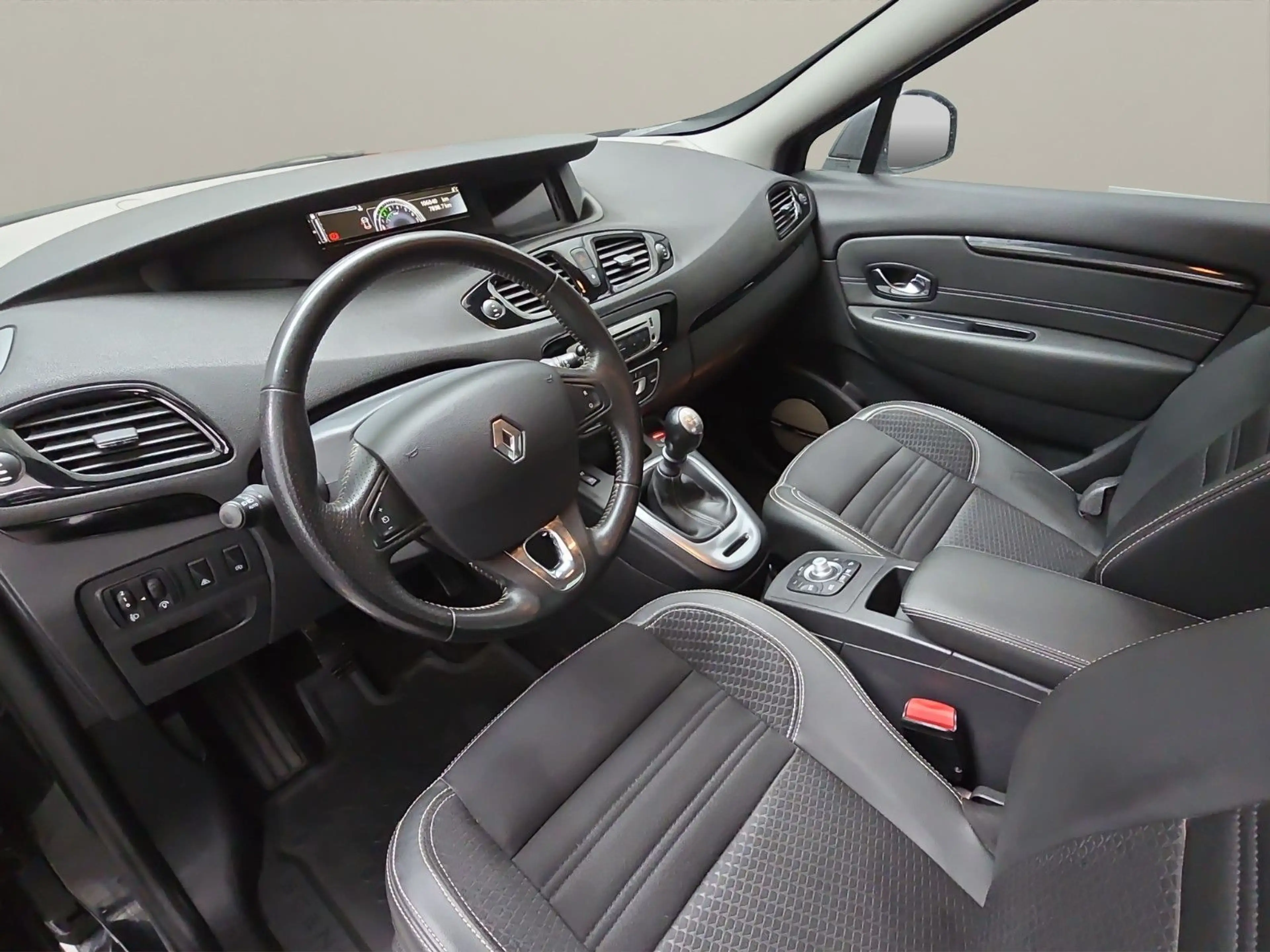 Renault Scenic Grand Scenic BOSE Edition*Navi*Kamera*Tempo*AHK* — photo 9