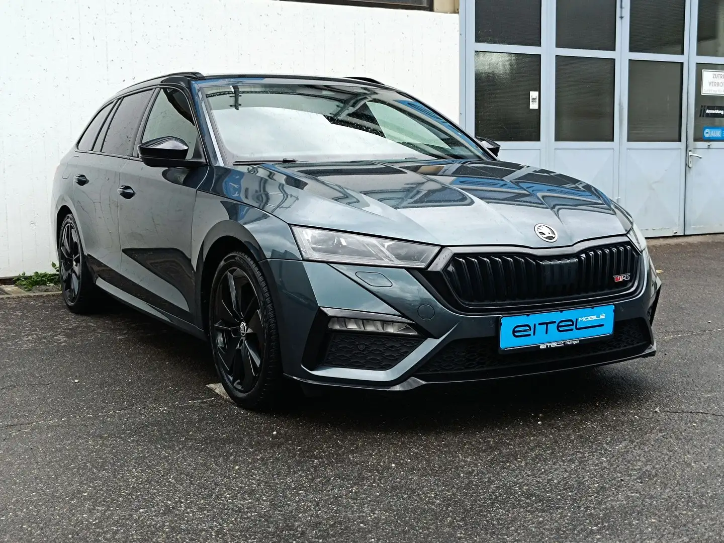 Skoda Octavia Combi RS 2,0 DSG LED Navi LHZ Kamera Gris - 2