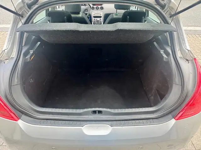 Peugeot 308 view 15