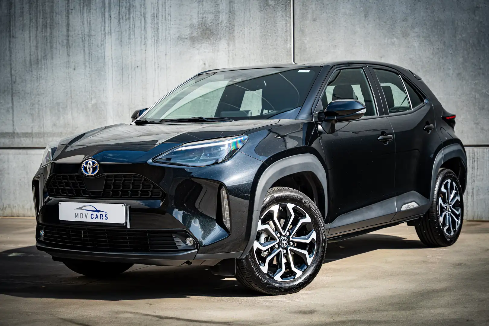 Toyota Yaris Cross 1.5i VVT-i Dynamic Negro - 2