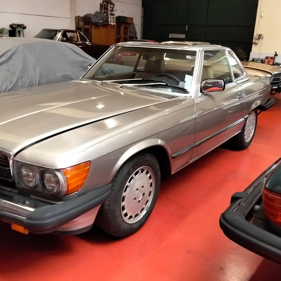 Mercedes-Benz SL 380 W107 380/450 SL, foto 9