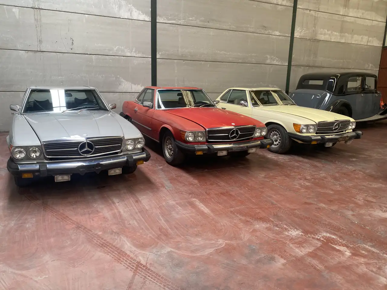 Mercedes-Benz SL 380 W107 380/450 SL, foto 2
