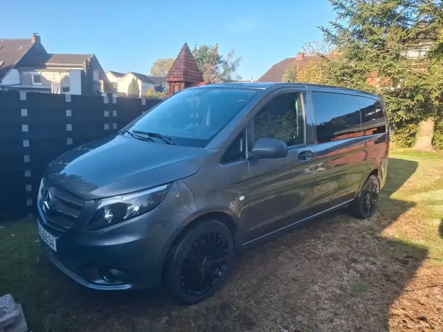 Mercedes-Benz Vito Mixto kompakt 5 Sitze komplett verglast
