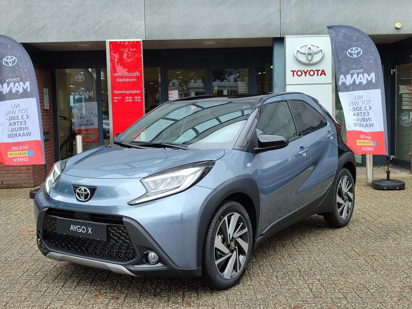Toyota Aygo X 1.0 VVT-i MT ENVY NIEUW DIRECT LEVERBAAR! PARK-SEN Gris - 1