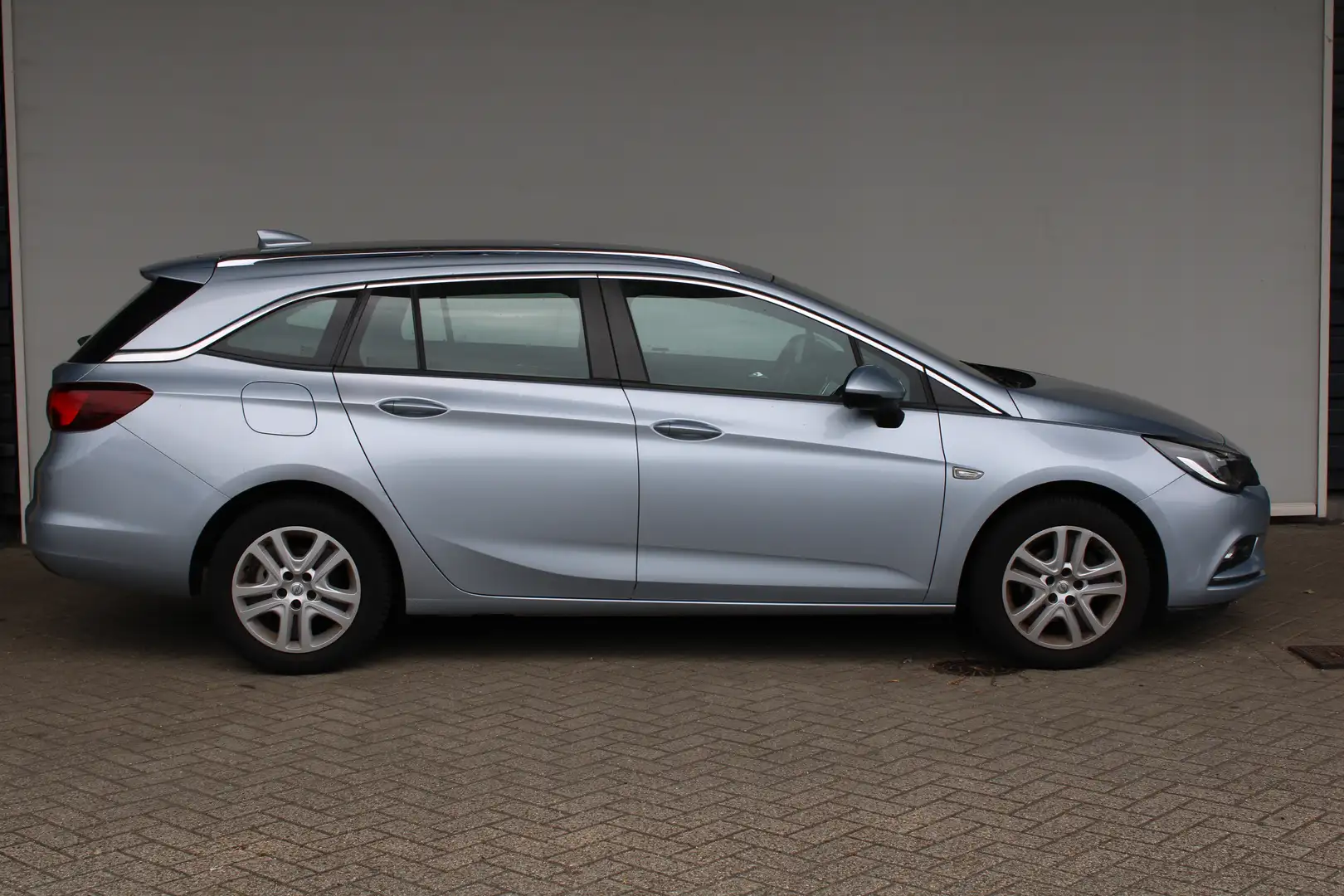 Opel Astra Sports Tourer 1.0 Online Edition | Achteruitrijcam Gris - 2