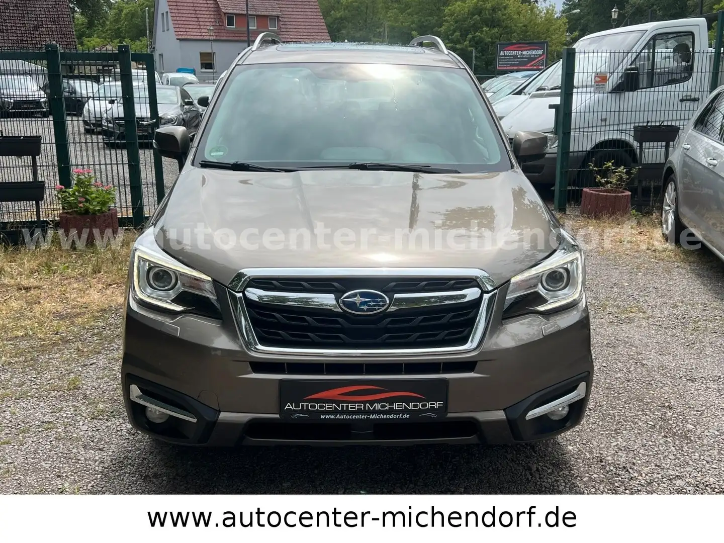 Subaru Forester Exclusive*4x4*1.Hand Beige - 2