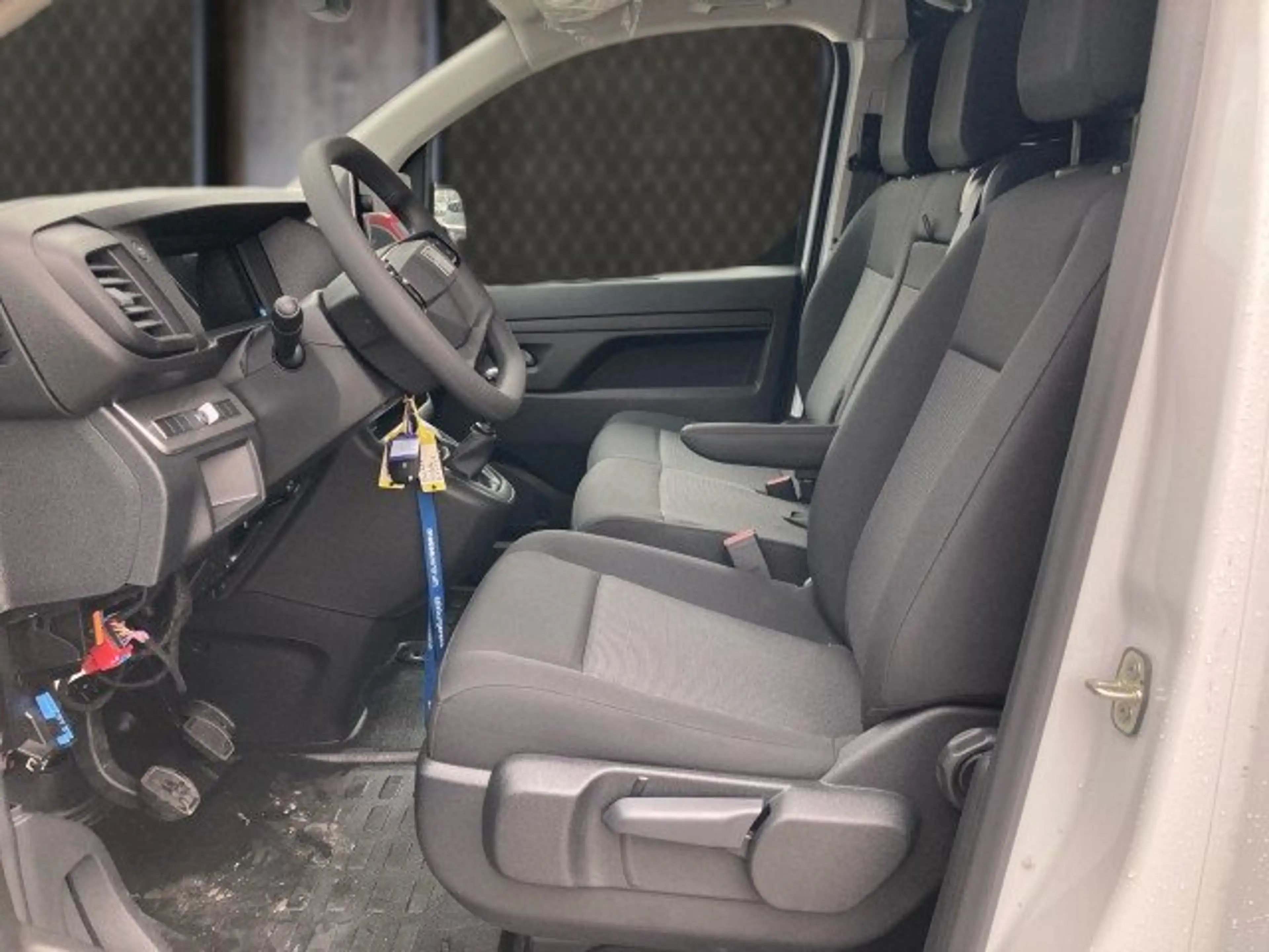 Fiat Scudo Serie 3 KW XL BlueHDi — photo 11