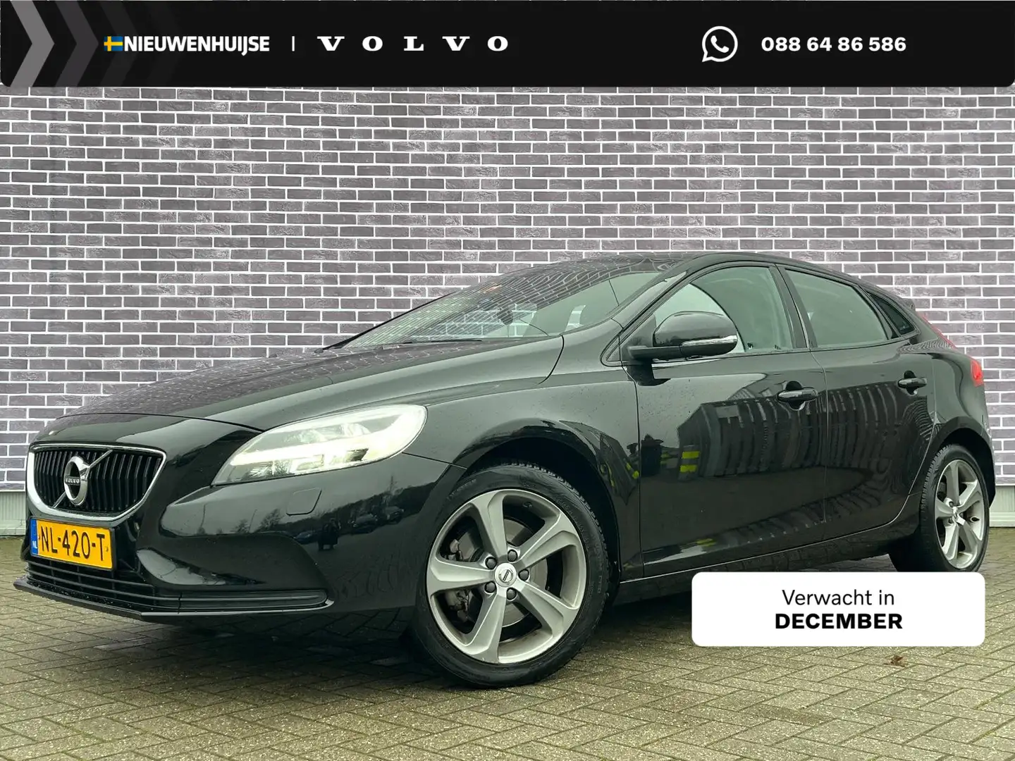 Volvo V40 2.0 T3 150pk Nordic+ | Standkachel | Stoelverwarmi Zwart - 1