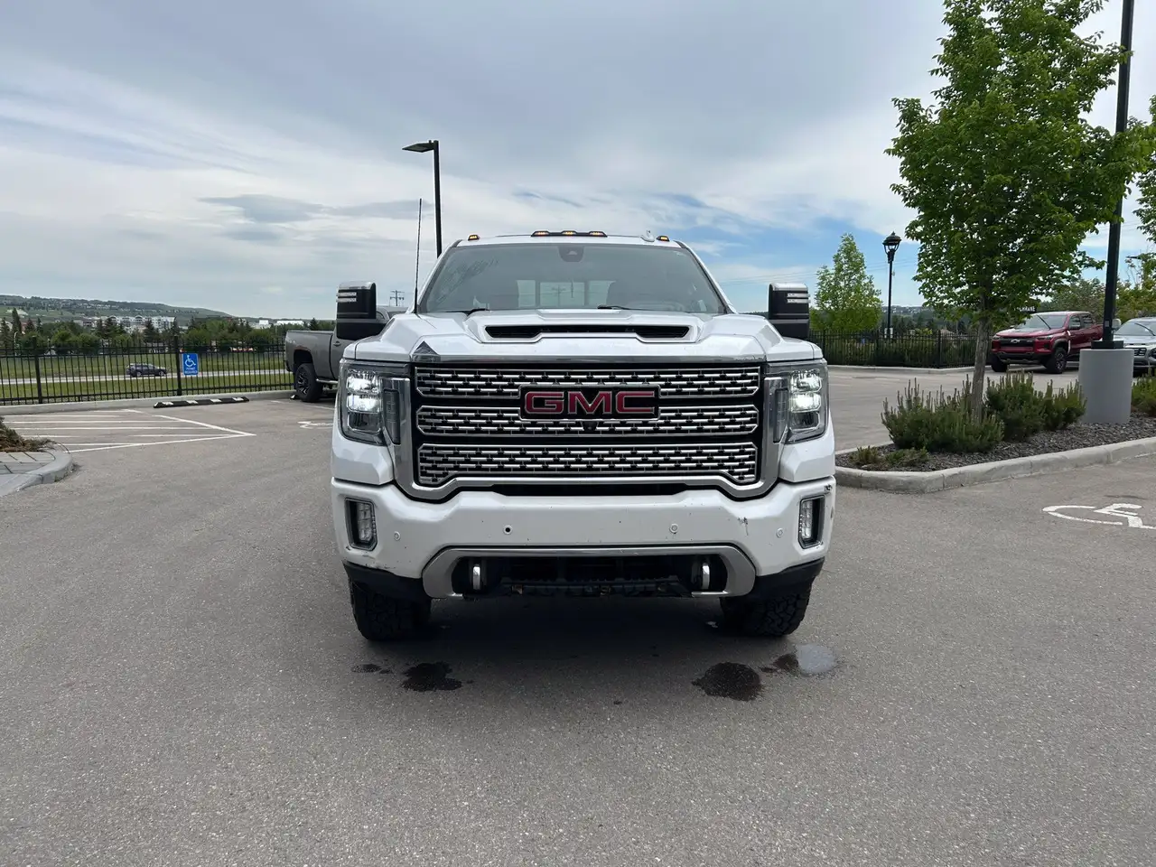 GMC Sierra 2500HD photo GMC Sierra 2500HD
