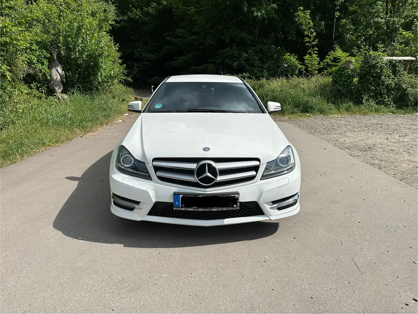 Mercedes-Benz C 250 CDI DPF Coupe AMG (BlueEFFICIENCY) 7G-TRONIC Biały - 2