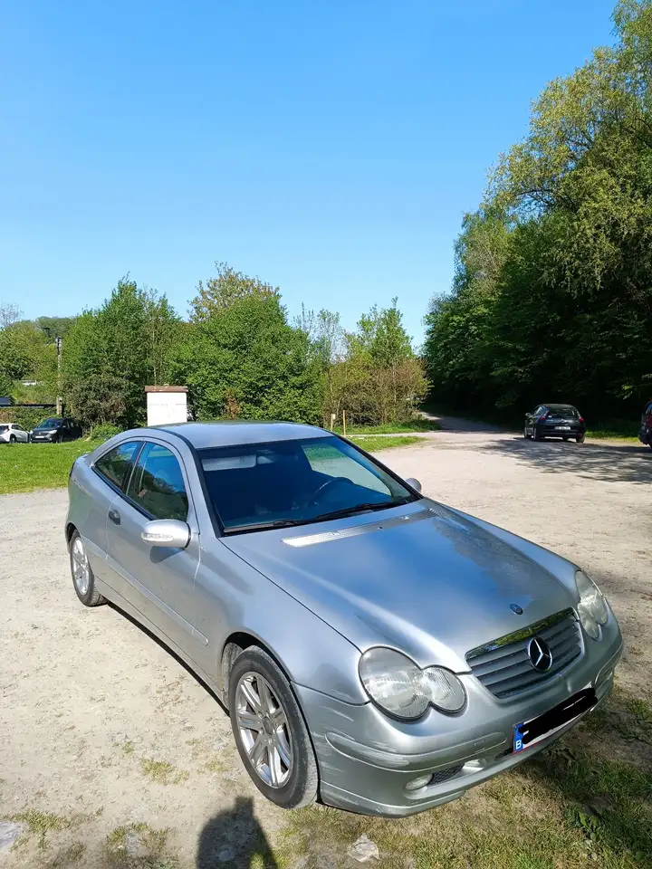 Mercedes-Benz CL 220, foto 6