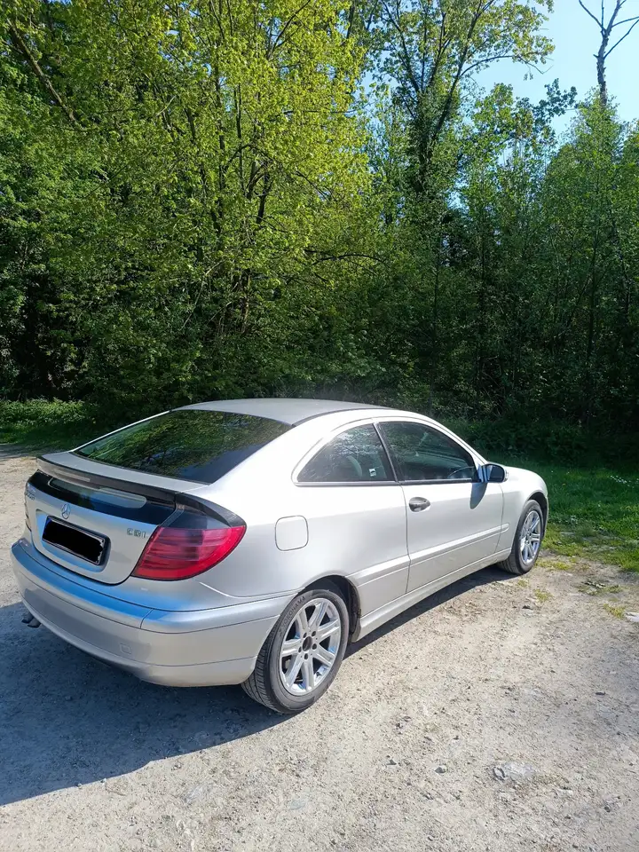 Mercedes-Benz CL 220, foto 5