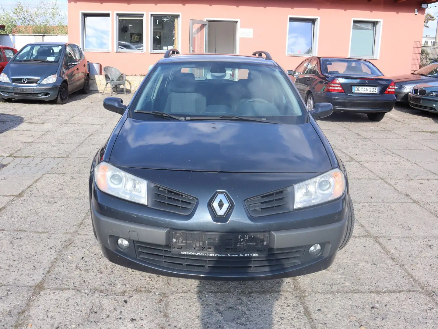Renault Megane Avantage Grau - 2