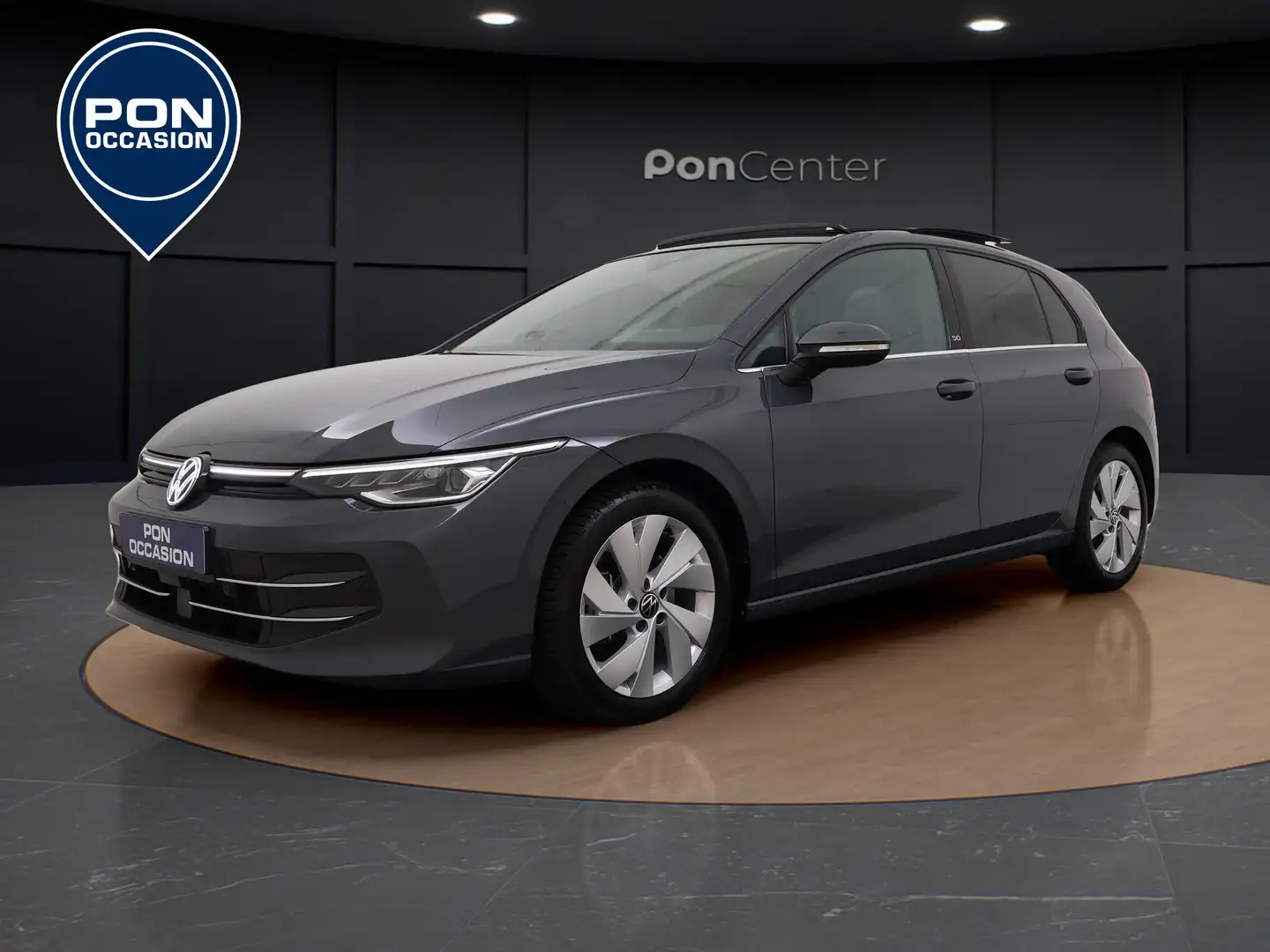 Volkswagen Golf 1.5 eTSI 150PK Style DSG | Pano.Dak | Elek. Stoel Grijs - 1