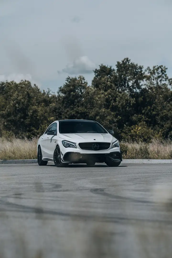 Mercedes-Benz CLA 250 Sport 4-matic AMG - 2