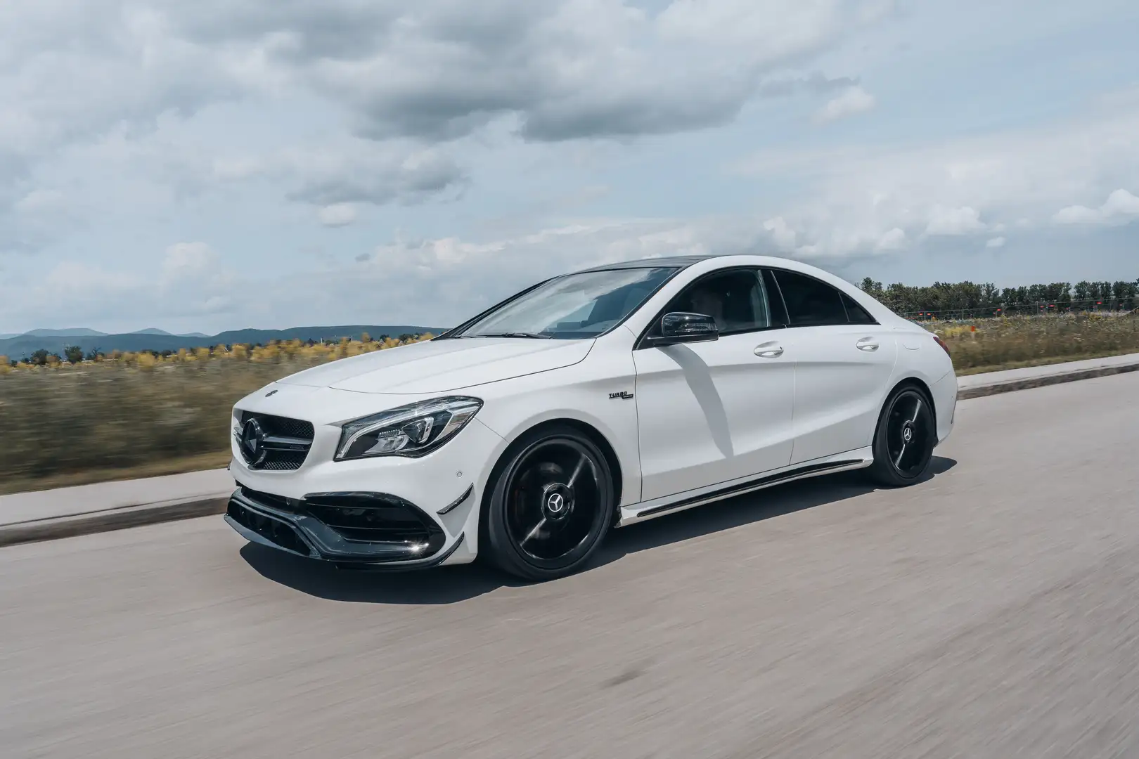 Mercedes-Benz CLA 250 Sport 4-matic AMG - 1