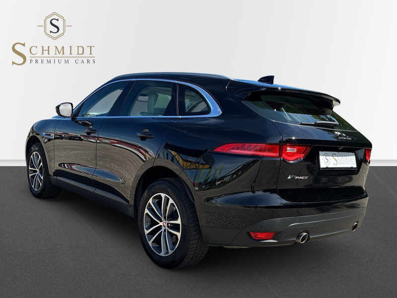 Jaguar F-Pace Portfolio AWD — photo 4