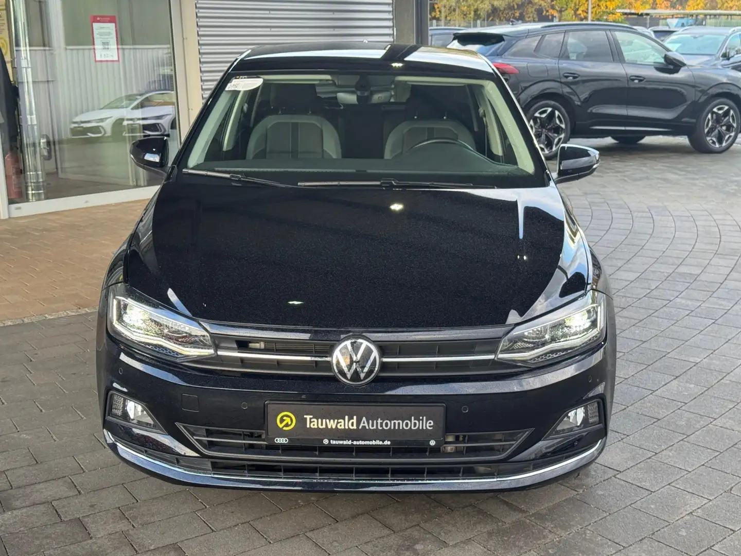 Volkswagen Polo 1.0 TSI DSG Highline NAVI/RFK/LED/ALLSEASON Schwarz - 2