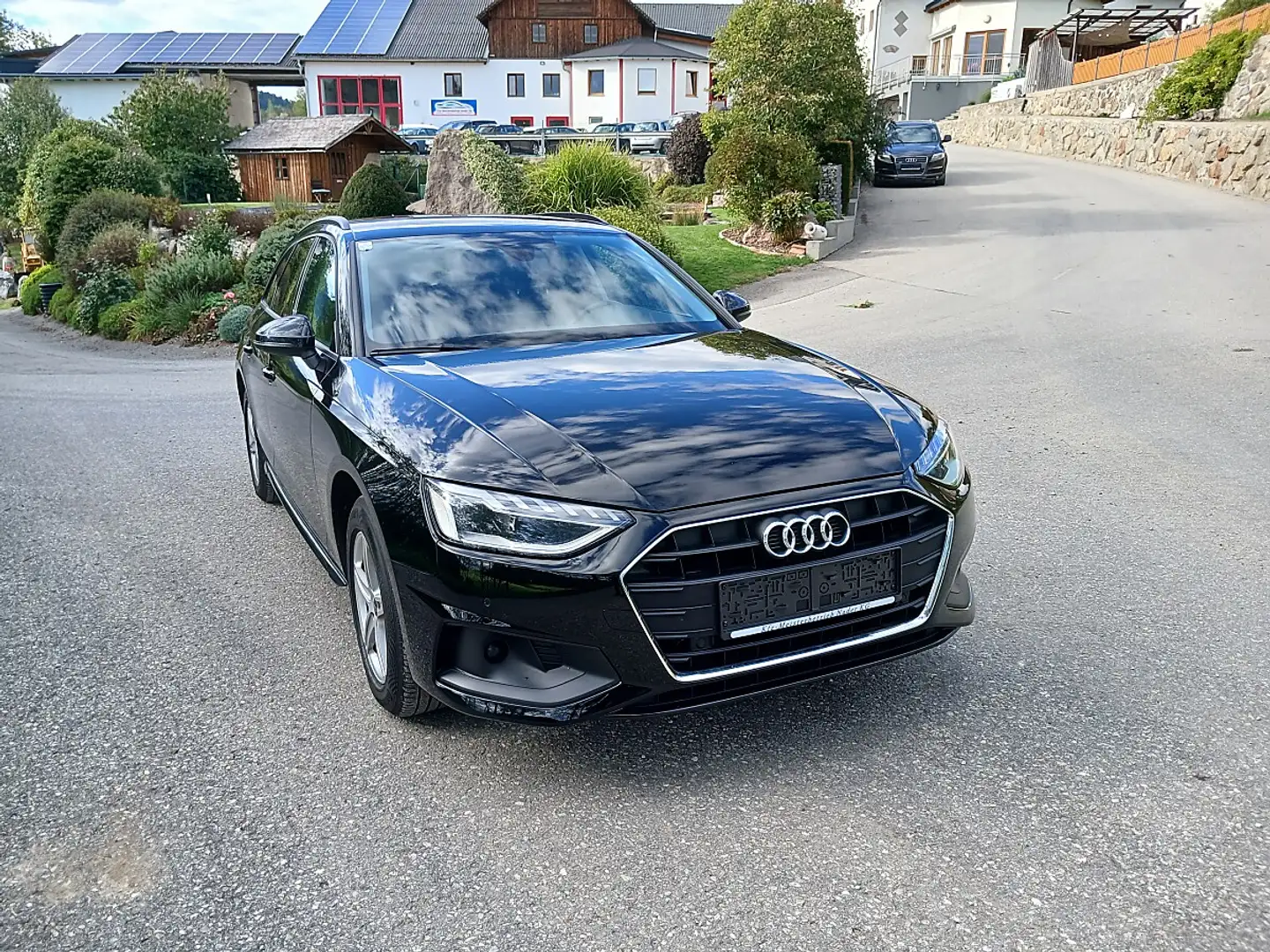 Audi A4 2.0 TDI Automatik – Full LED – Navi – Sitzheizu... Schwarz - 2