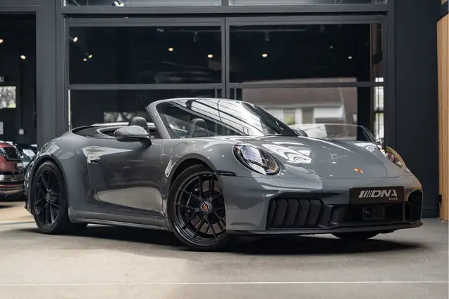 Porsche 992