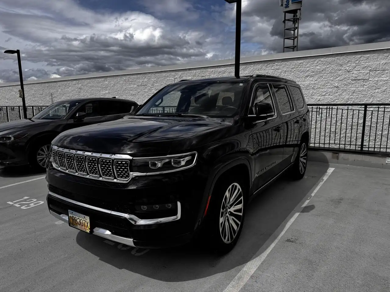 2023 Jeep Grand Wagoneer