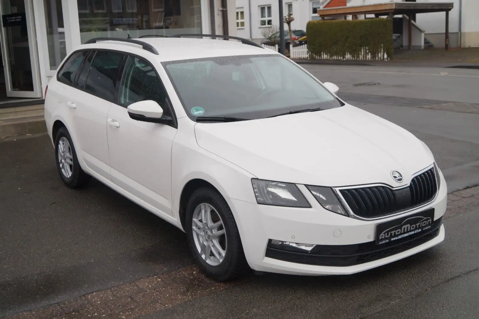 Skoda Octavia Combi Ambition*Klima*Navi*PDC*MFL*S-Heft White - 2