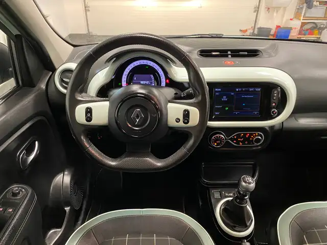 Renault Twingo view 14