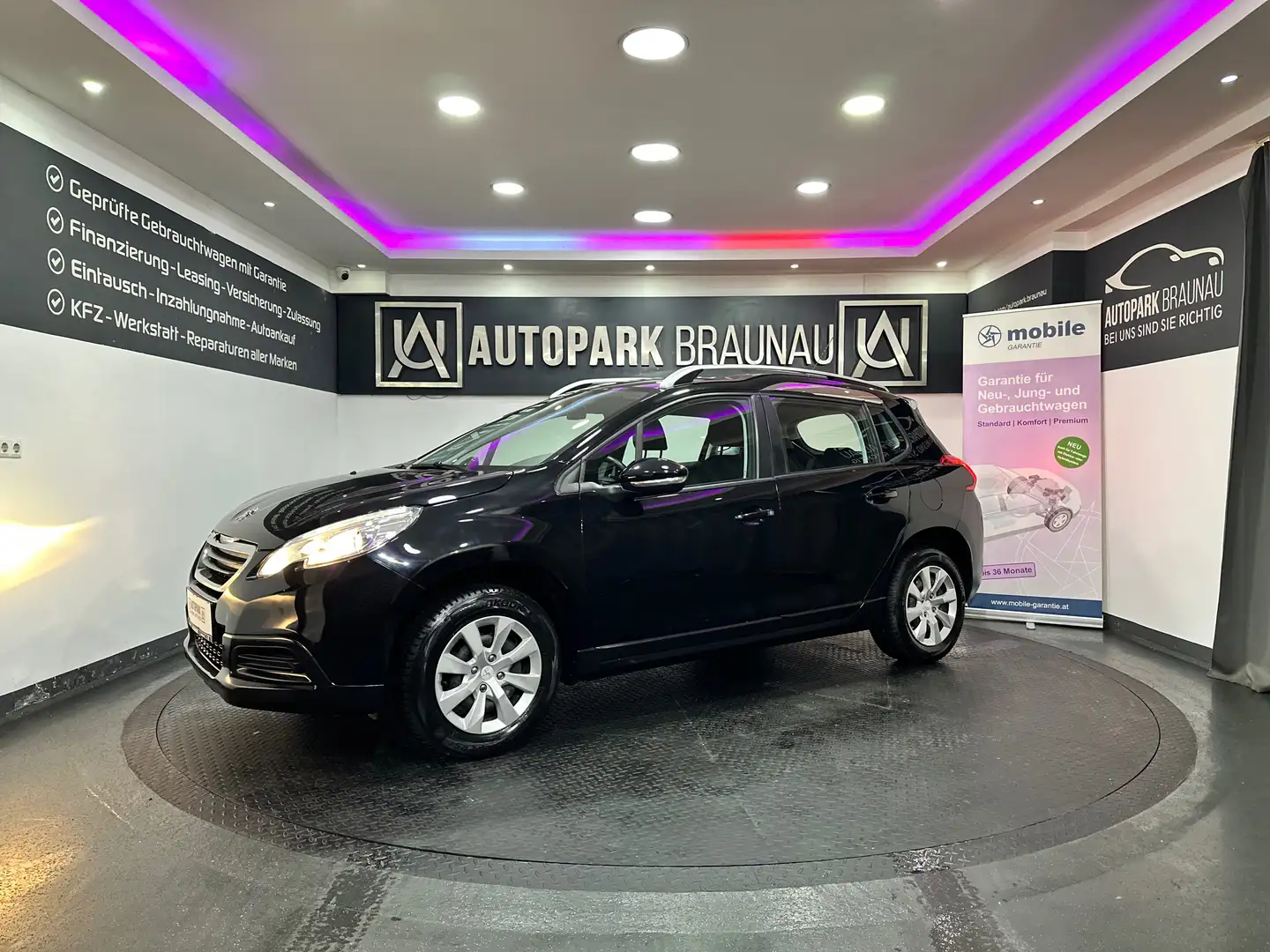 Peugeot 2008 1.2 Access *WENIG-KM*KLIMA*TEMPO* Schwarz - 2