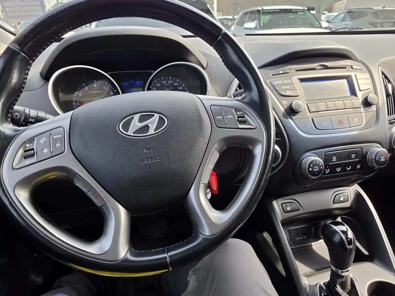Hyundai TUCSON photo Hyundai TUCSON