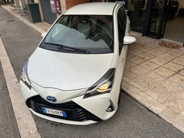 Toyota Yaris White Edition *NAVI FULL LED**PROMO*