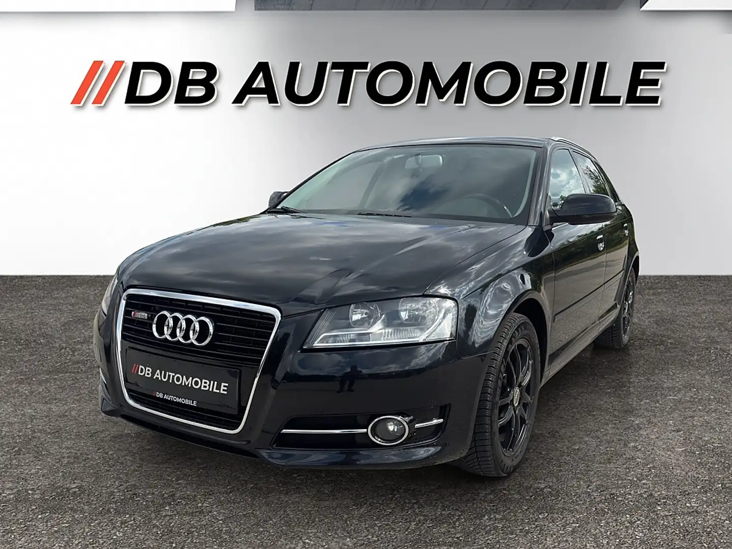 Audi A3 1,6 TDI Schwarz - 1