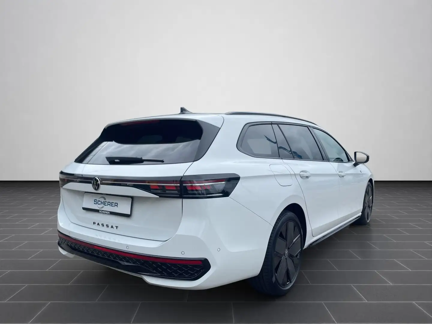 Volkswagen Passat Variant R-Line 2,0 l TDI SCR 150 PS DSG7 Weiß - 2