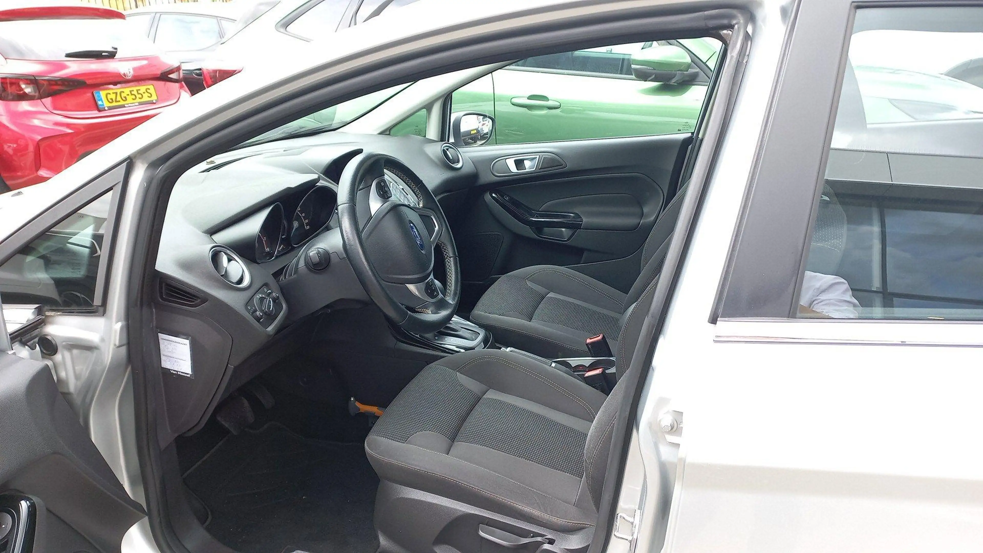 Ford Fiesta 1.0 EcoBoost Titanium Automaat — photo 7