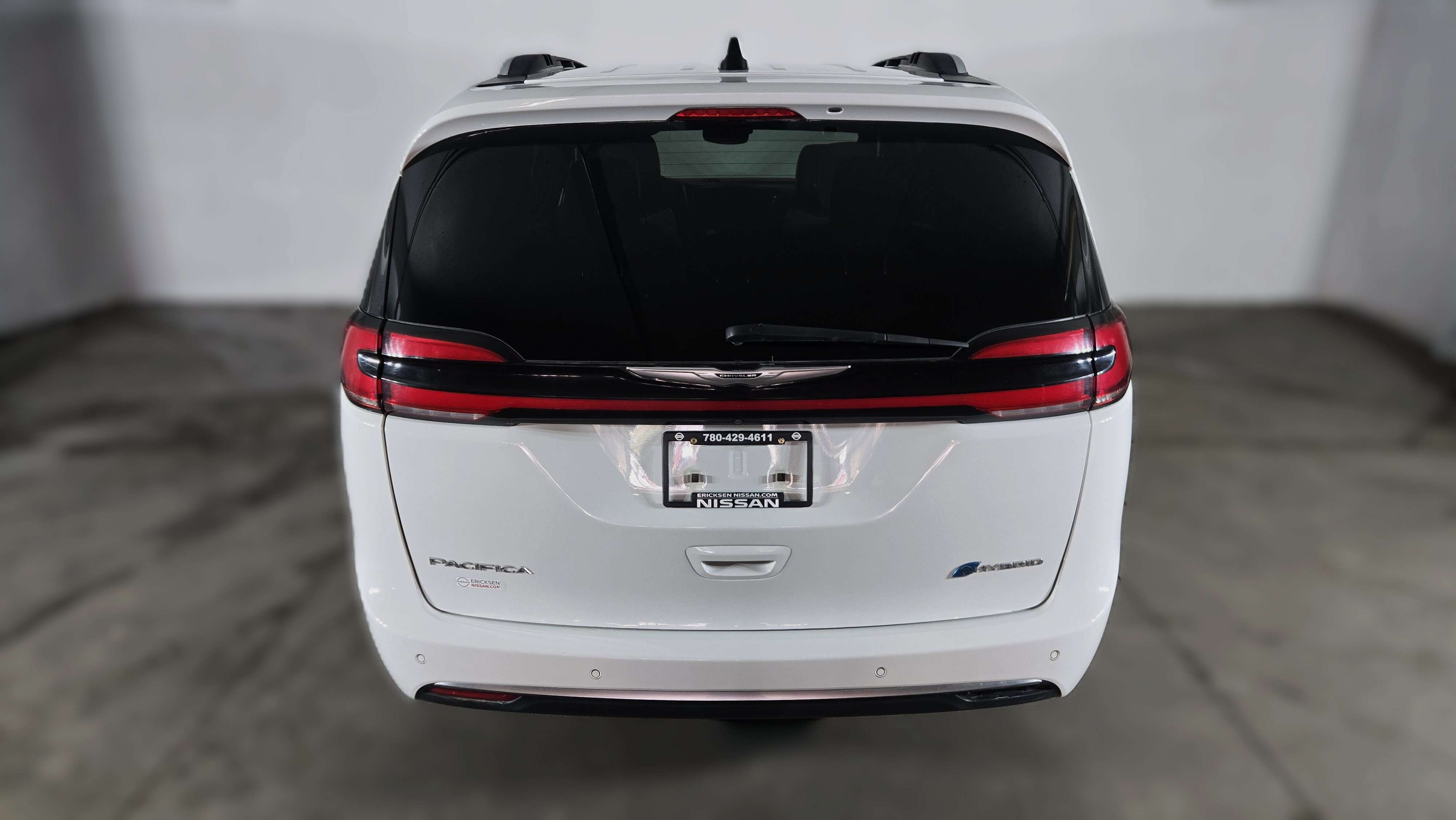 2023 Chrysler Pacifica Hybrid