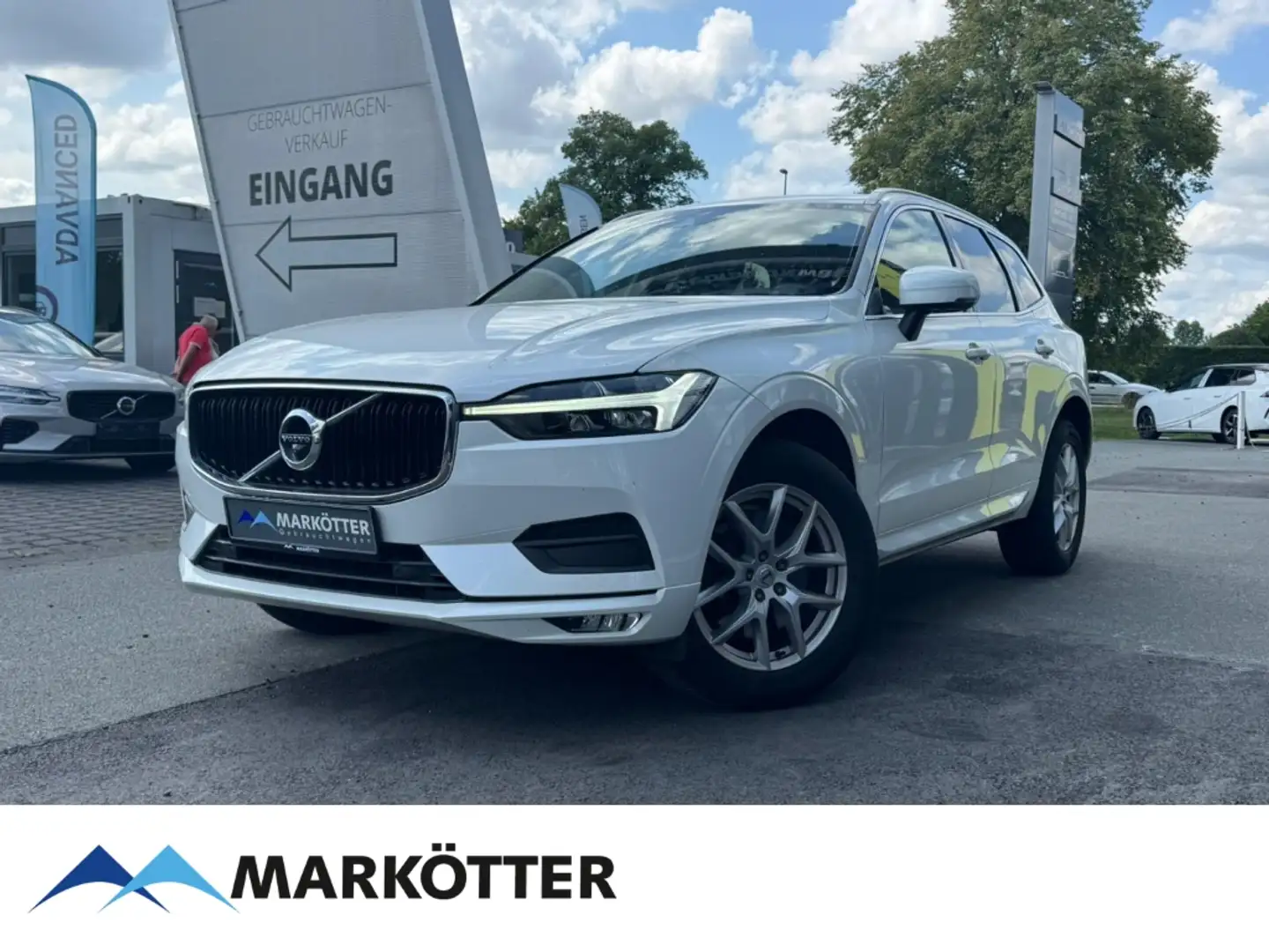 Volvo XC60 B4 Diesel Momentum Pro 2WD PANO/ACC/SHZ/HUD Weiß - 1