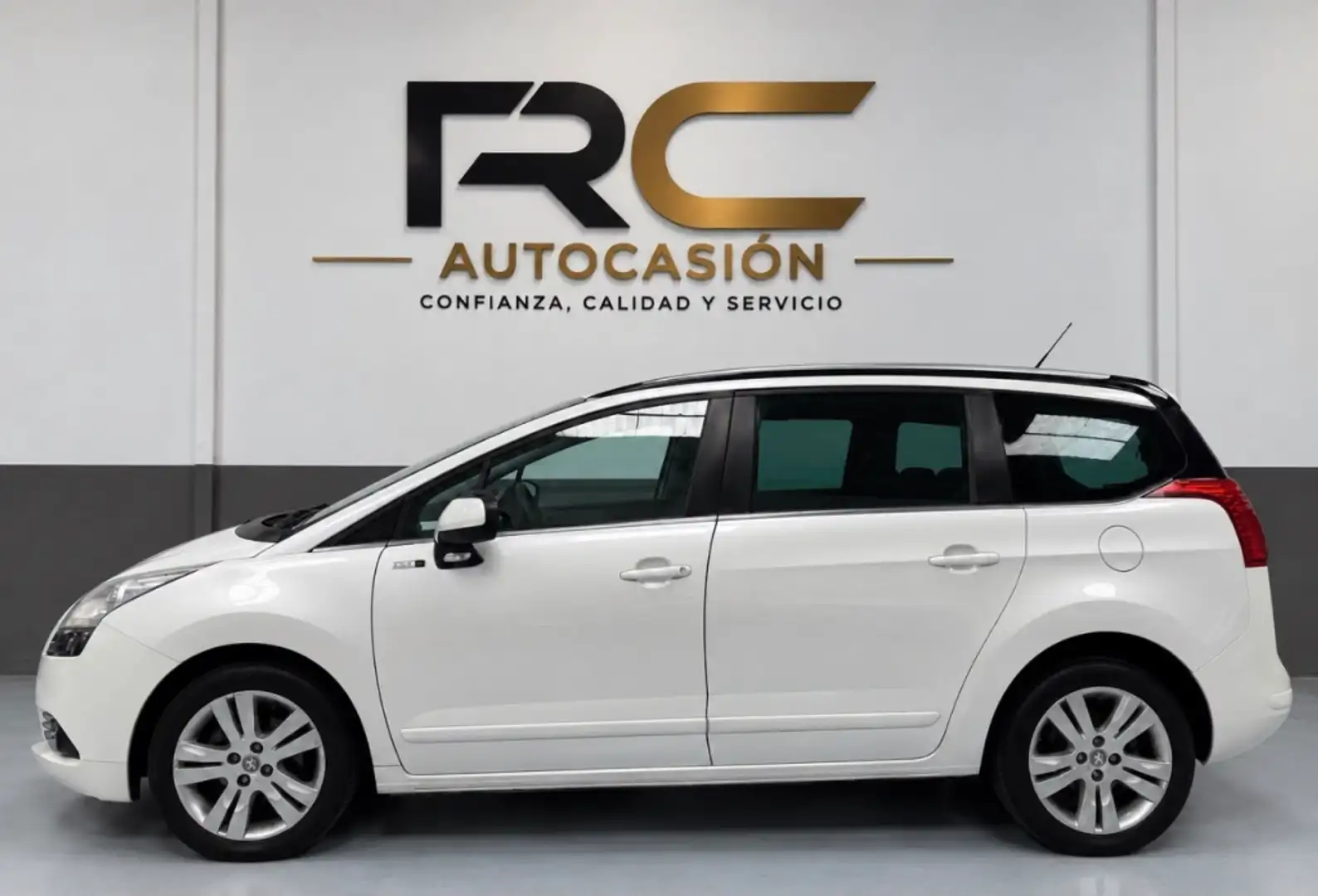 Peugeot 5008 1.6HDI Style 115 Blanco - 2