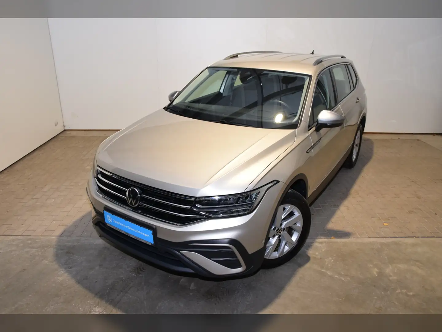 Volkswagen Tiguan Allspace TDI Life 4Motion DSG AHK - HUD - LED - Navi Ezüst - 2