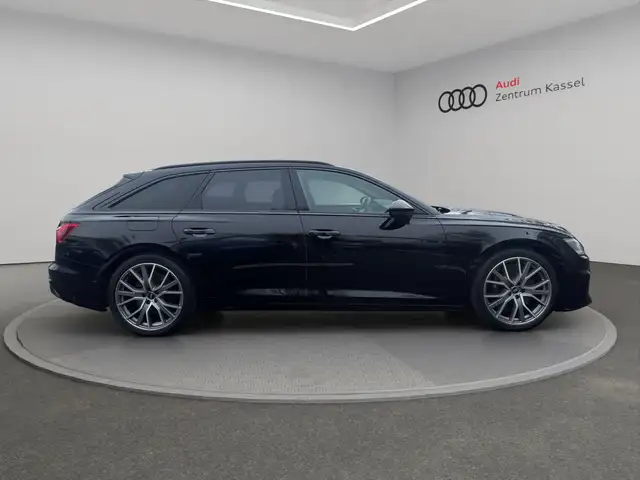 Audi S6 view 8