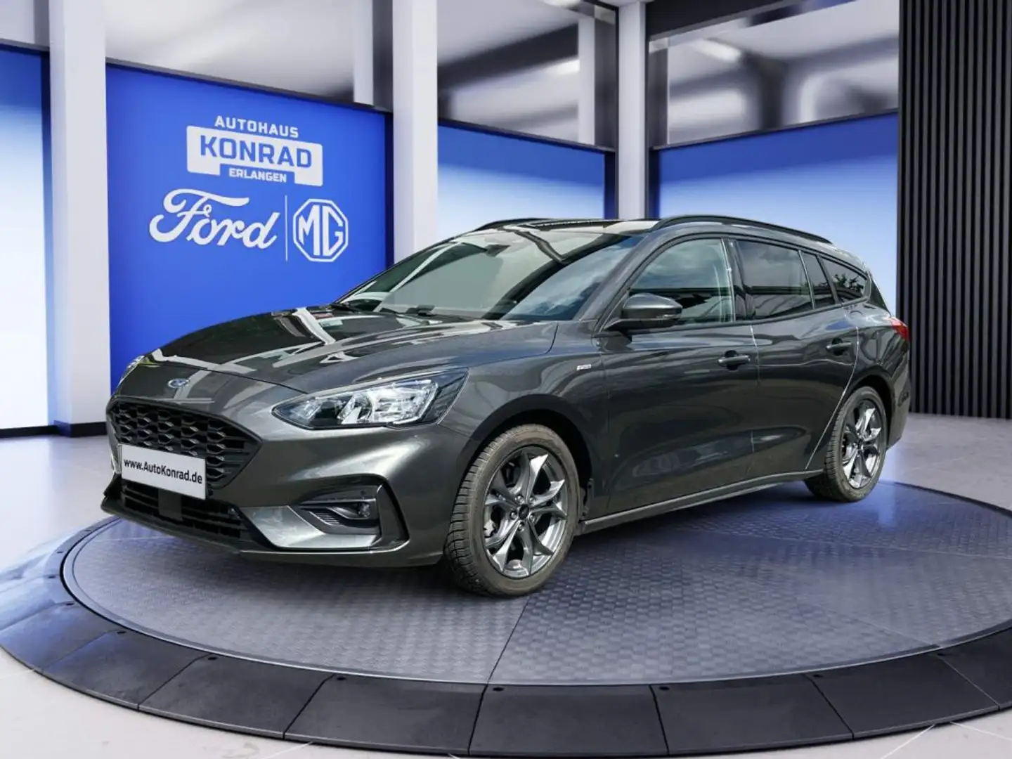Ford Focus Turnier 1.0 EcoBoost ST-LINE Grau - 1