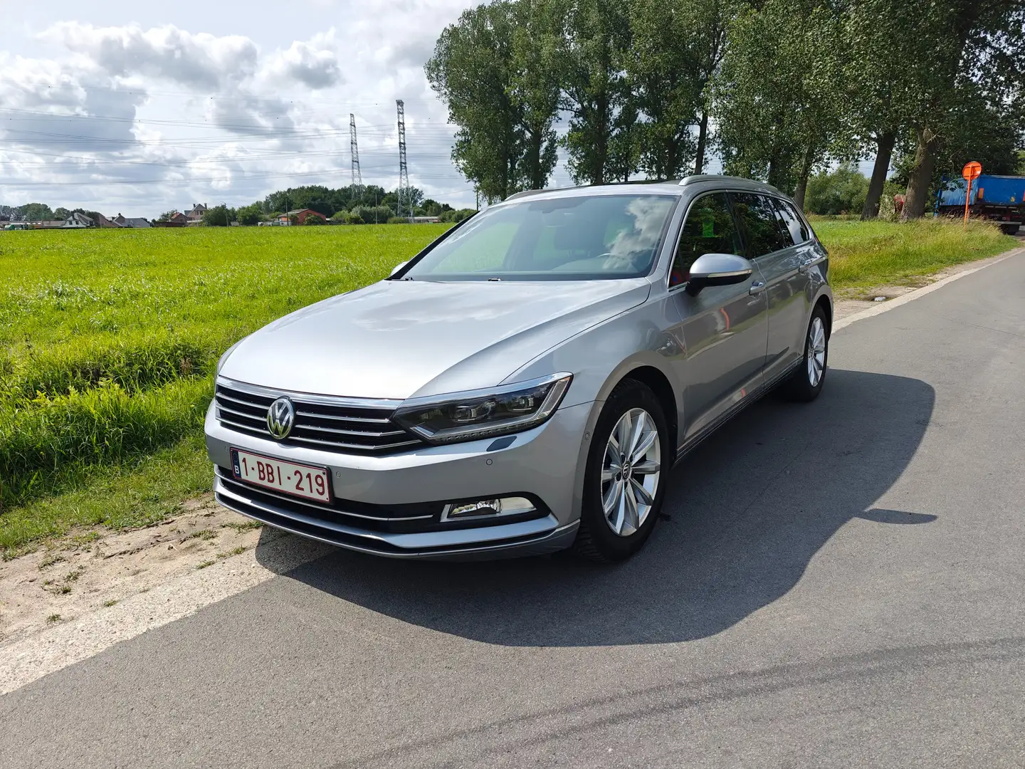Volkswagen Passat Variant Passat Variant 1.8 TSI  DSG Highline Grijs - 1