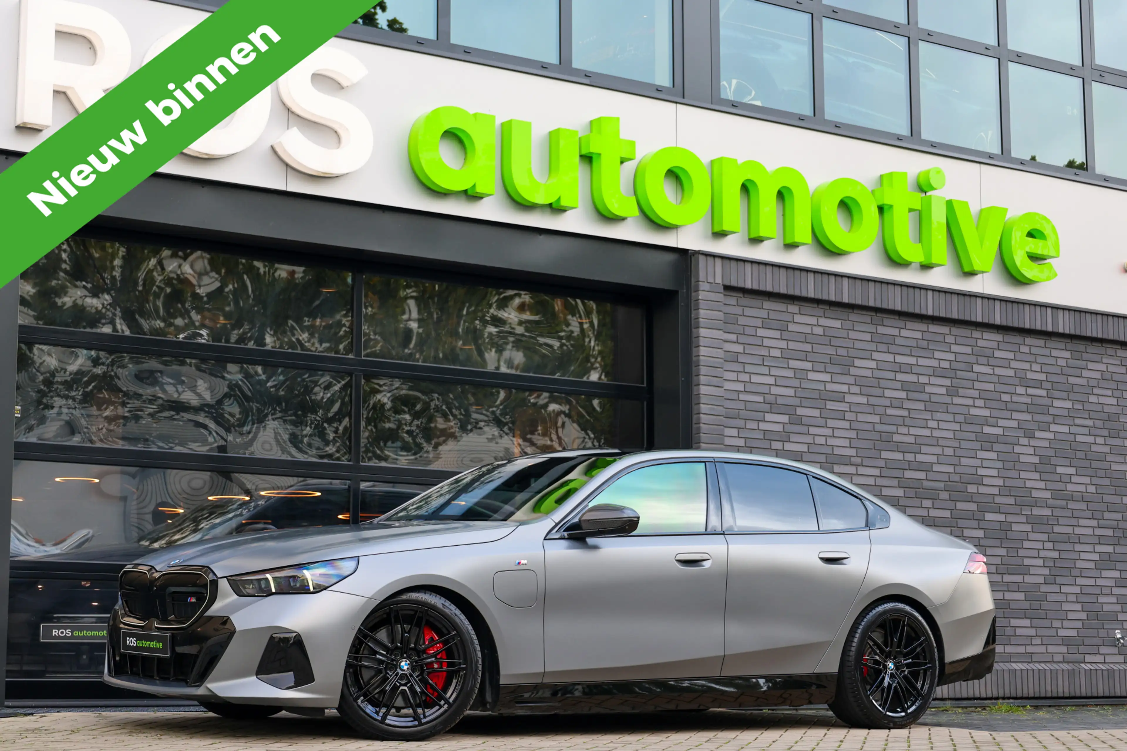 BMW 550 5-serie 550e xDrive | BTW! | FULL OPTION! | PANO |