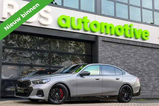 BMW 550 5-serie 550e xDrive | BTW! | FULL OPTION! | PANO |