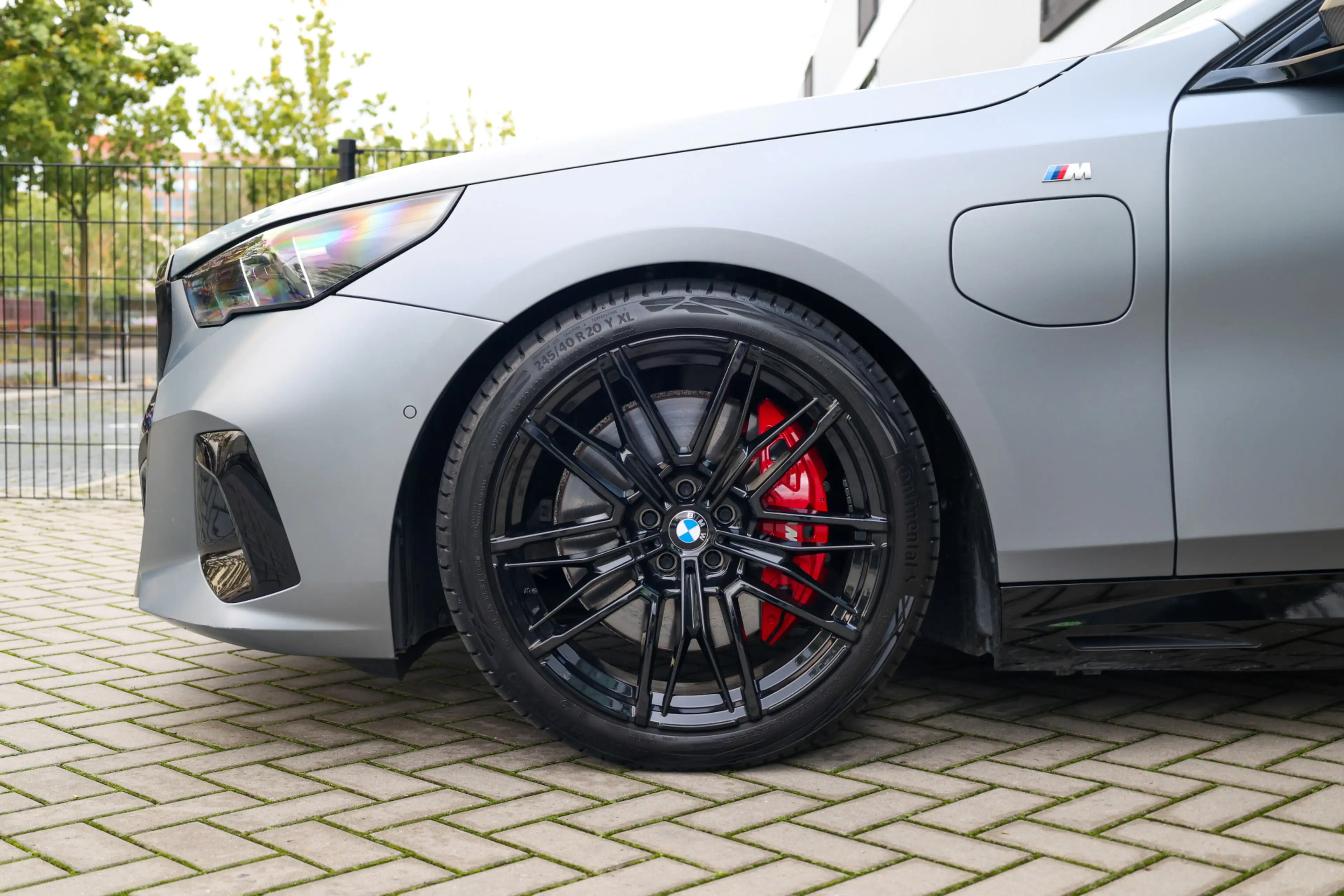 BMW 550 5-serie 550e xDrive | BTW! | FULL OPTION! | PANO | — photo 11